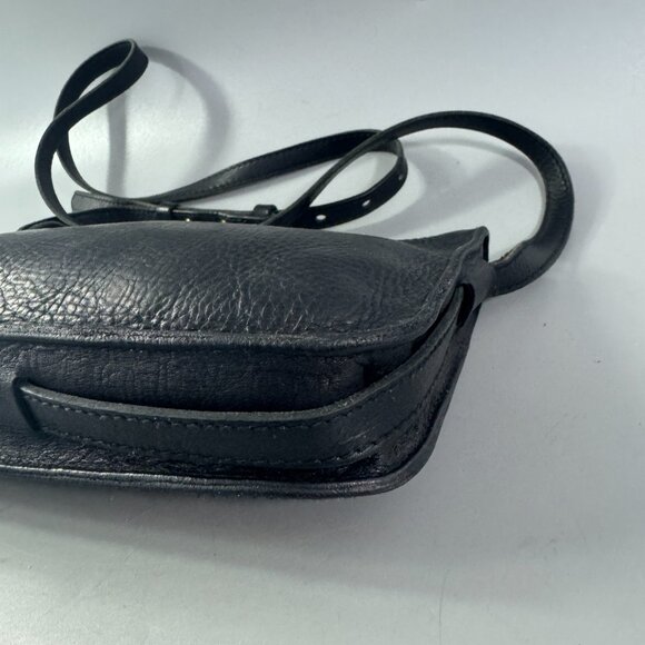 Madewell Simple Black Leather Slim Crossbody Bag - Picture 15 of 15